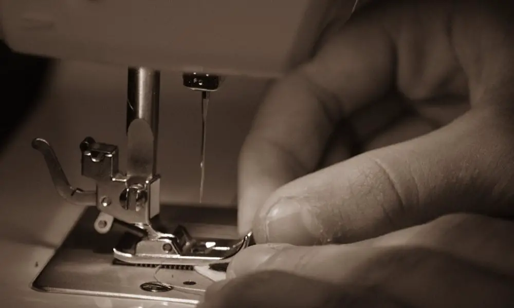 identifying the problem of sewing machine