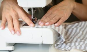 sewing machine not moving fabric
