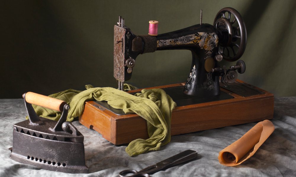 Who Invented The Sewing Machine? A Brief History