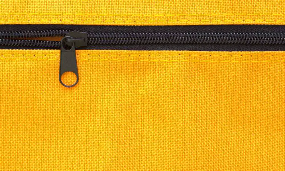 how to sew a zipper on