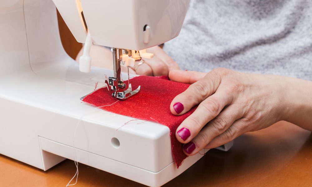 how to thread sewing machine