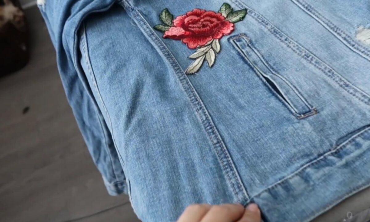 Amazing DIY: Instantly Transform Your Denim Jacket With Patches (So Easy!)