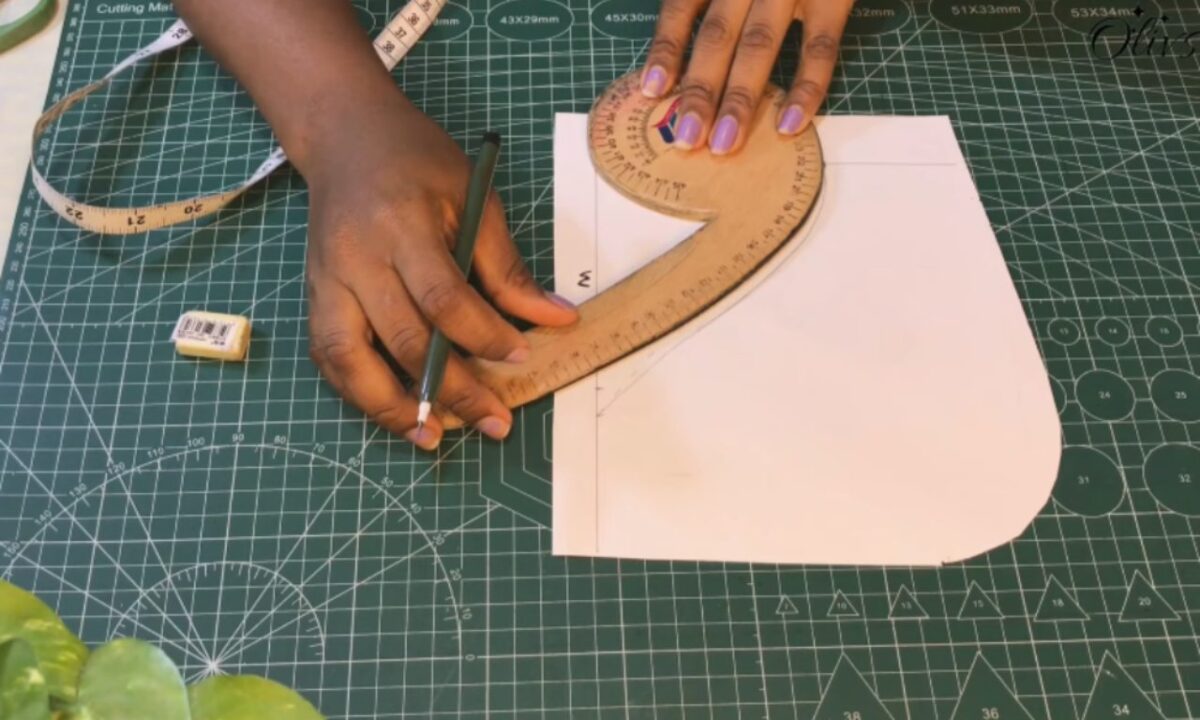 How To Draft A Flawless Cap Sleeve: The Incredibly Simple Method